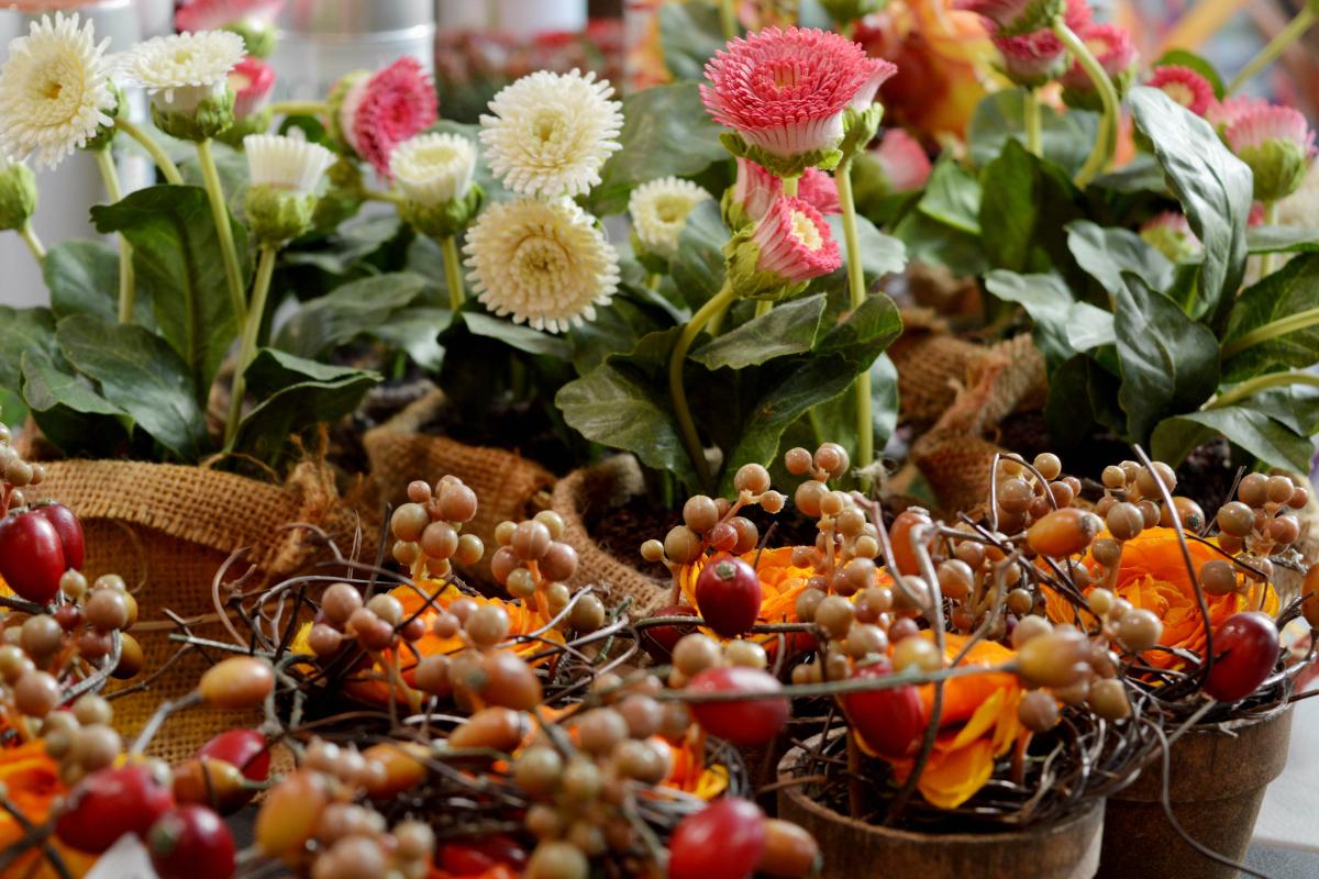 Flohmarkt Herbstdekoration