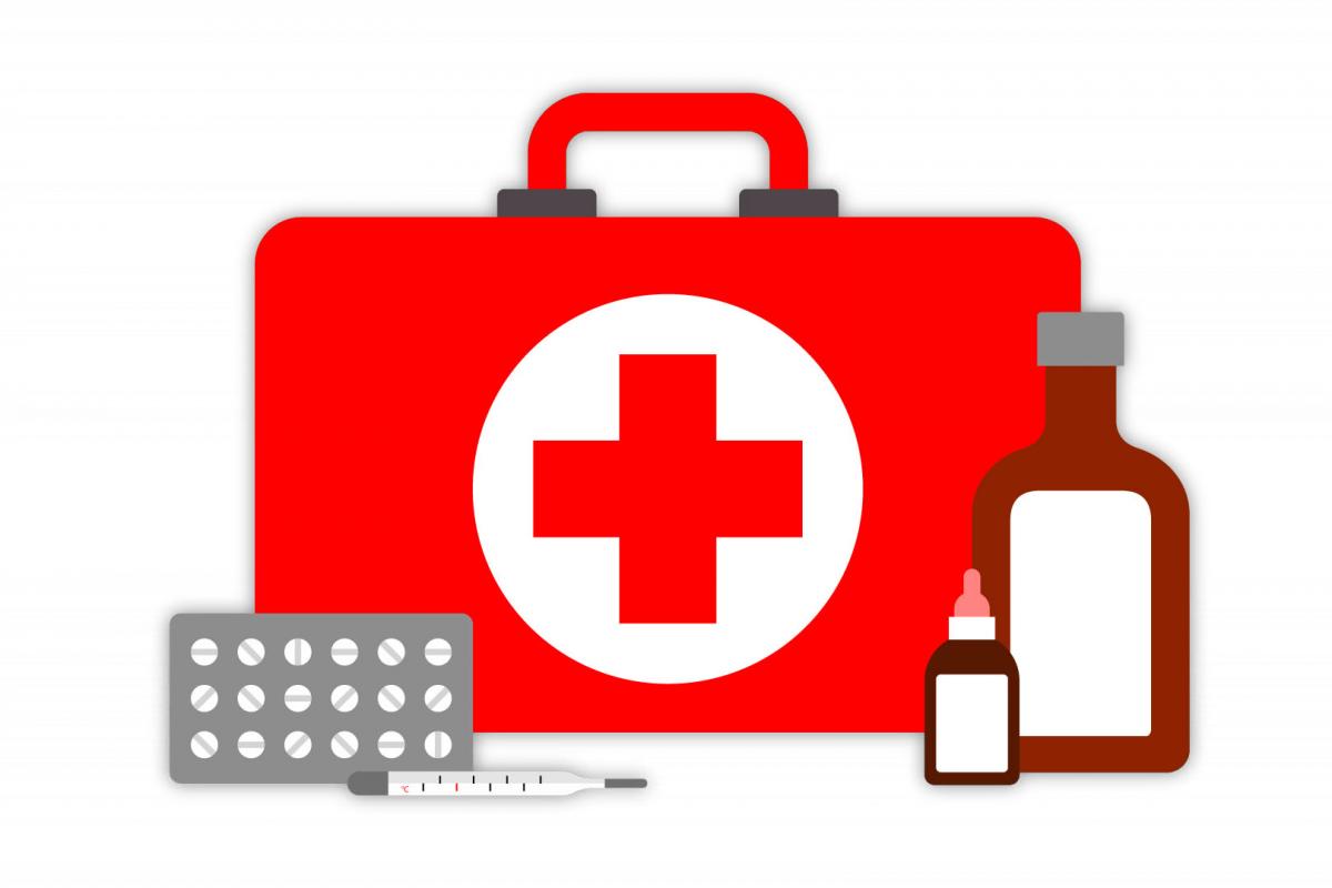 Illustration von Erste Hilfe Koffer und Medikamenten zum Thema Reiseapotheke von Rike Hofmann